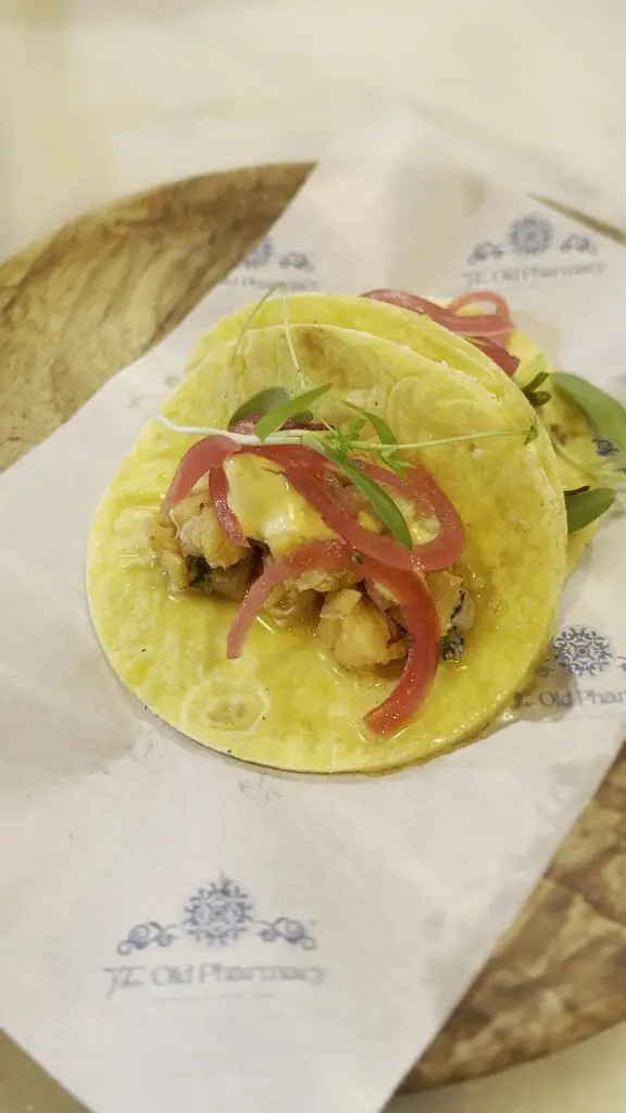 Jhonny Catanho_The Old Pharmacy_Ponta do Sol_review