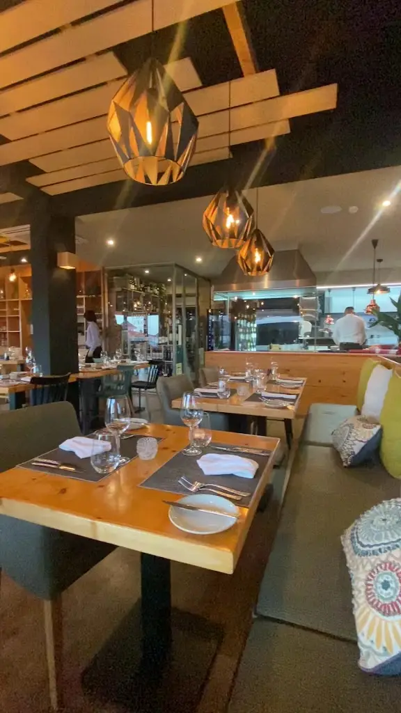 Laranjinha_Caniço_slider_image_2