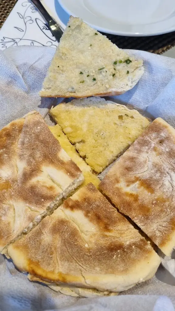 Ovidiu B_A Traineira_Caniço_recensione