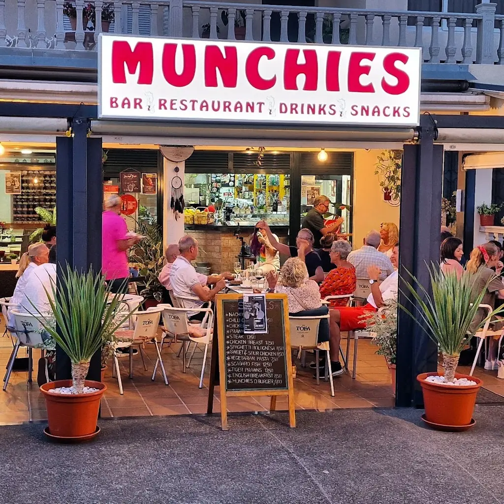 Munchies Snack-Bar e Restaurante ristorante a Caniço
