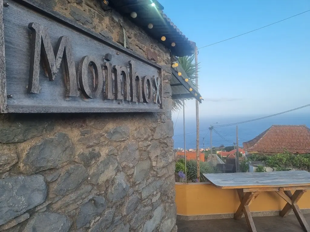 Dwayne O' De Freitas_Restaurante O Moinho_Caniço_recensione