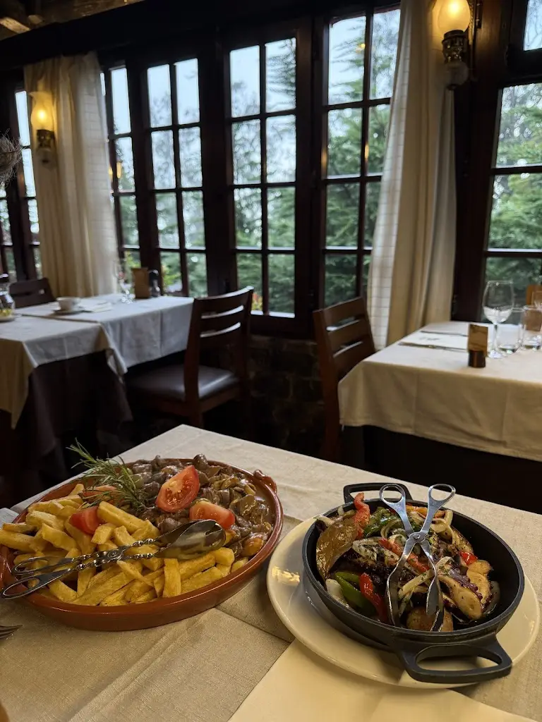 Jane_Abrigo do Pastor restaurant_Camacha_recensione