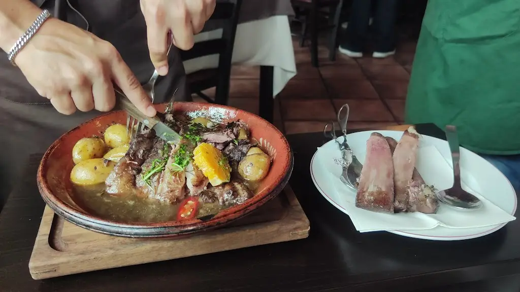 Adega do Pomar_Camacha_slider_image_2