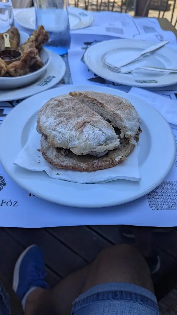 himanshu patel_Abrigo do Poiso Restaurant_Camacha_recensione