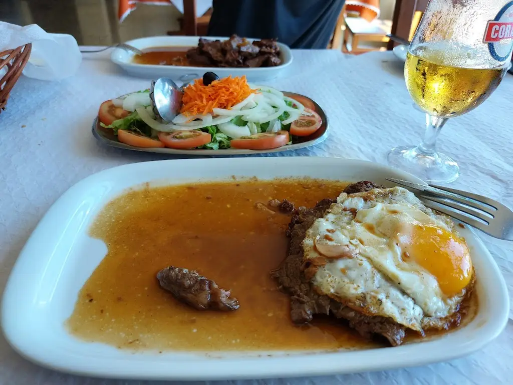 Georgiana Stegaru_Restaurante O Regedor - José De Nóbrega & Filhos Lda_Camacha_recensione