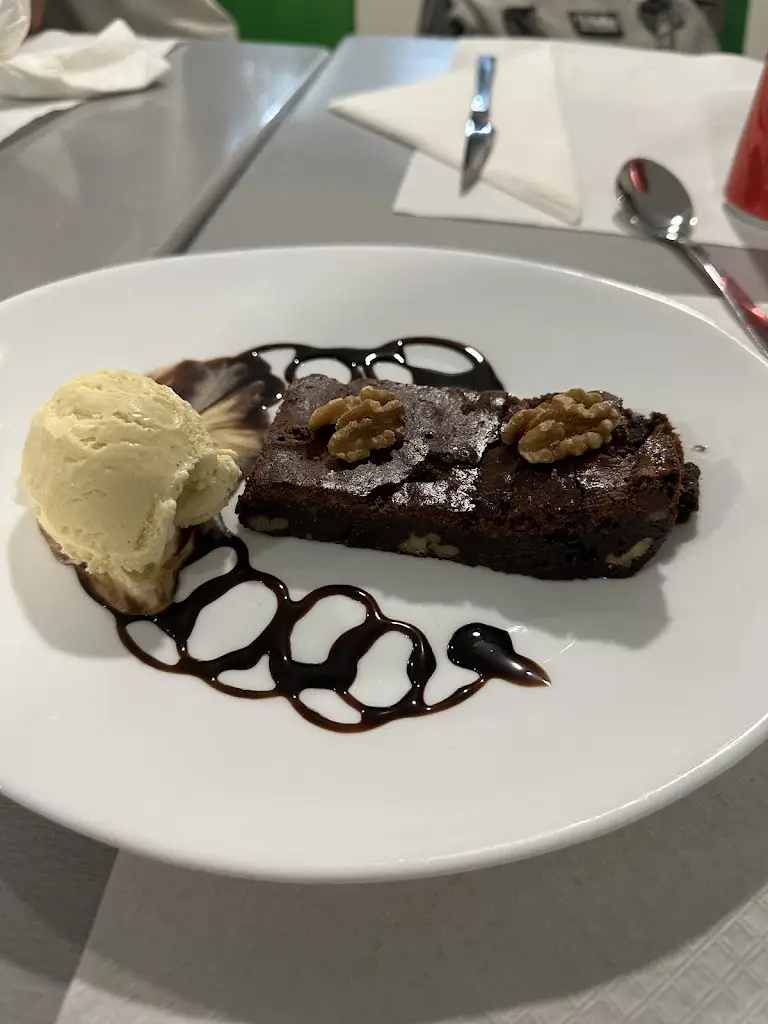 Menü_Snack-bar e Pizzaria CASA NOSTRA_Camacha_Bild_3