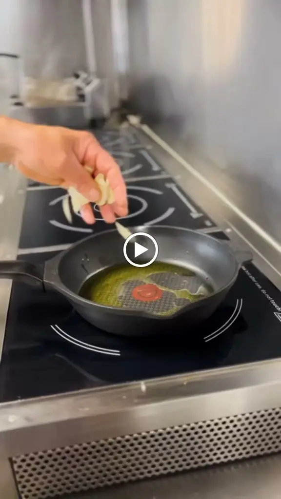 Praça Velha_Porto da Cruz_slider_image_2