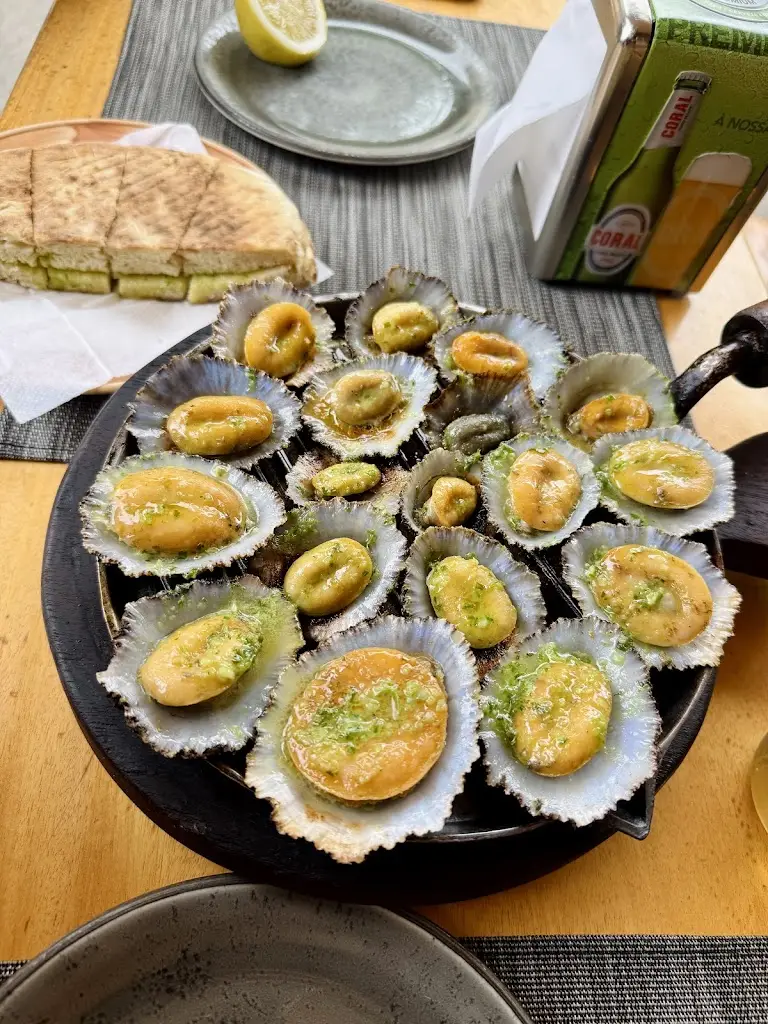 Adrian Razvan_A Pipa restaurant & bar_Porto da Cruz_recensione