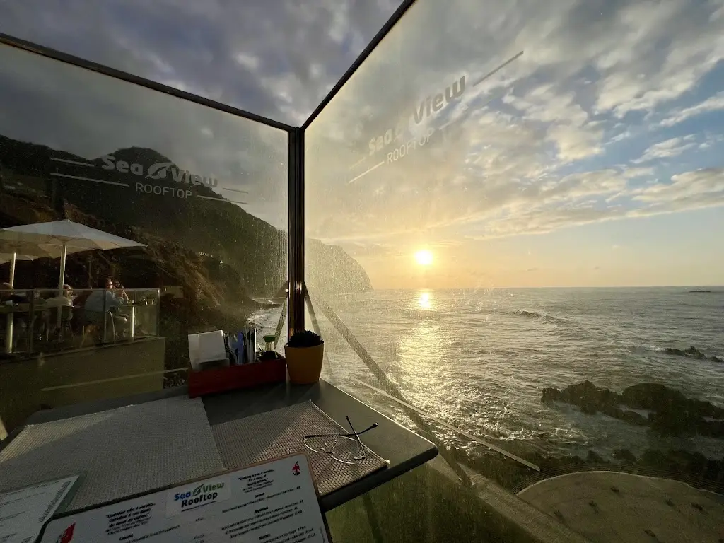 Neil N_Sea View Rooftop_Porto Moniz_review