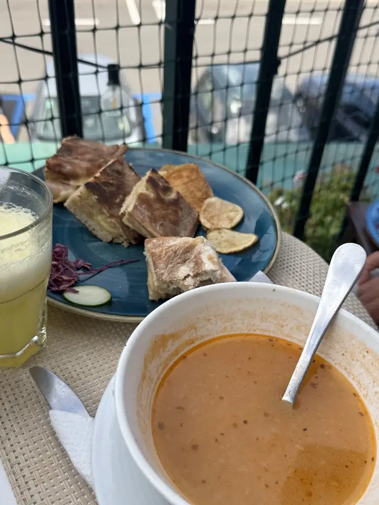 Marija A_Conchinha_Porto Moniz_reseña