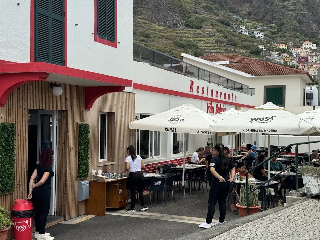 Vila Baleia_Porto Moniz_slider_image_1