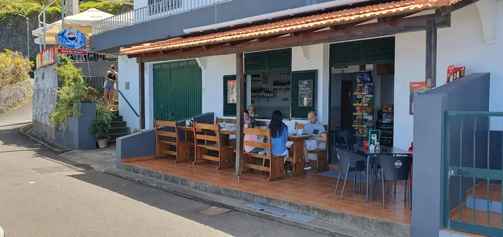 Snack-Bar Ilhéu Mole ristorante a Porto Moniz