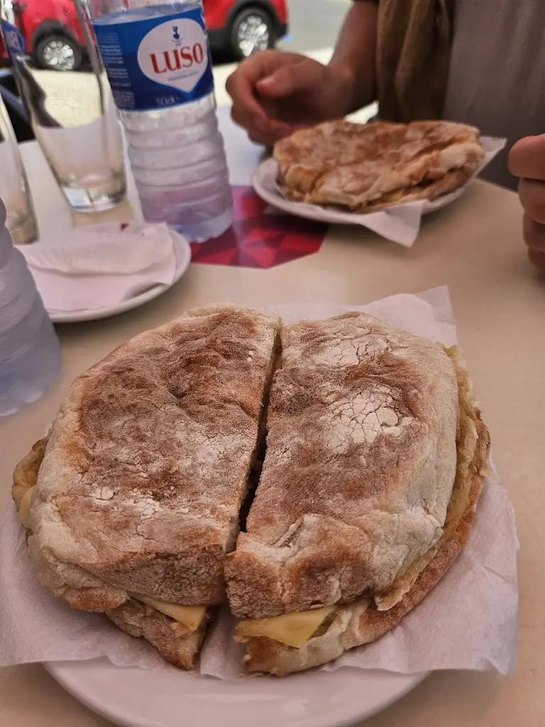 Bolo do Caco_Porto Moniz_slider_image_3