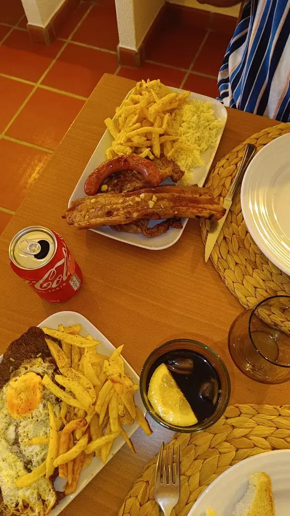 Irina Gomes_À da Maria_Avis_recensione