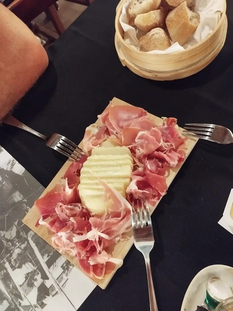 Laura castilho.2008_Restaurante Esteiro_Estarreja_review