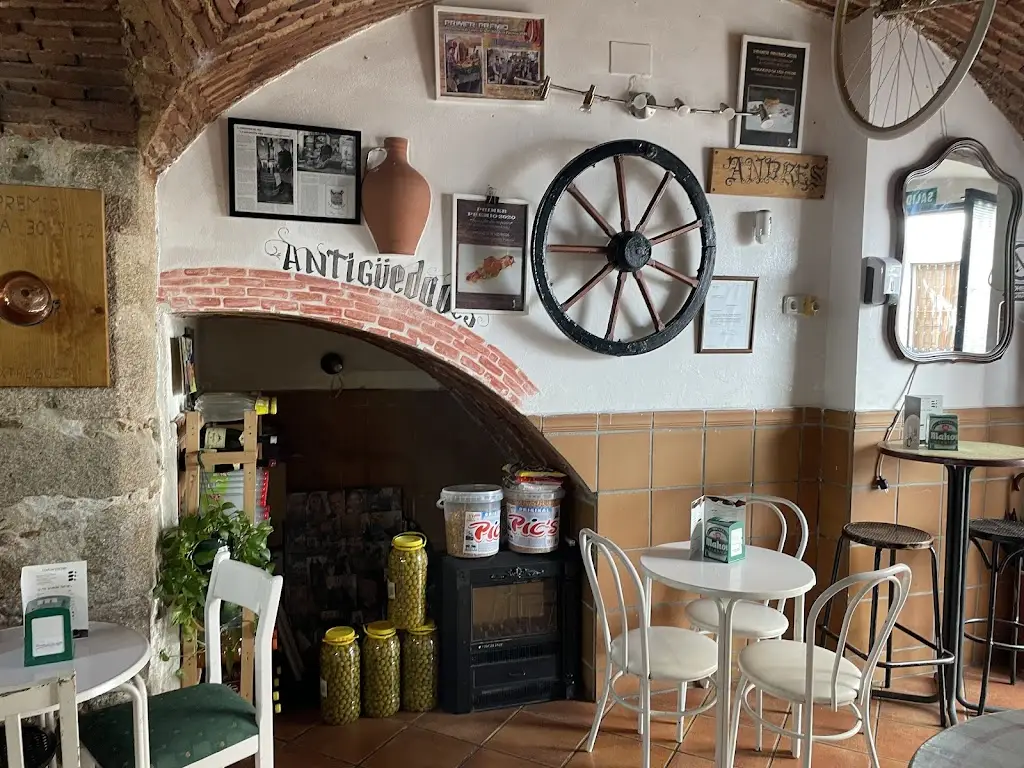 Taberna do Largo_Elvas_slider_image_1