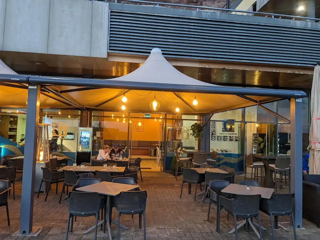 Golden Calheta ristorante a Calheta de São Jorge