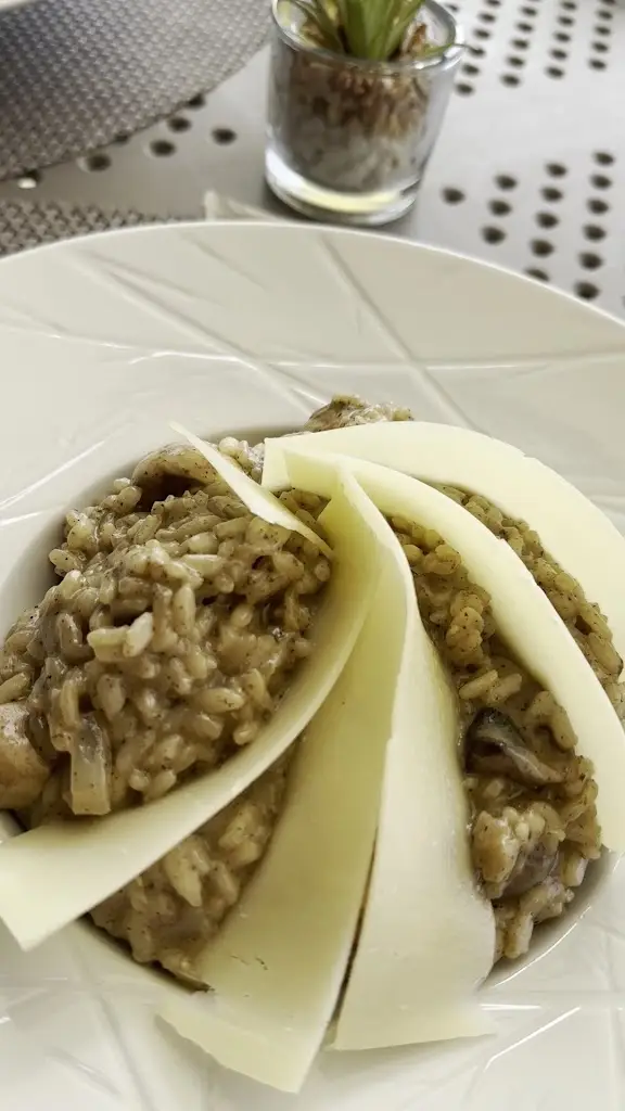 Golden Calheta_Calheta de São Jorge_slider_image_2