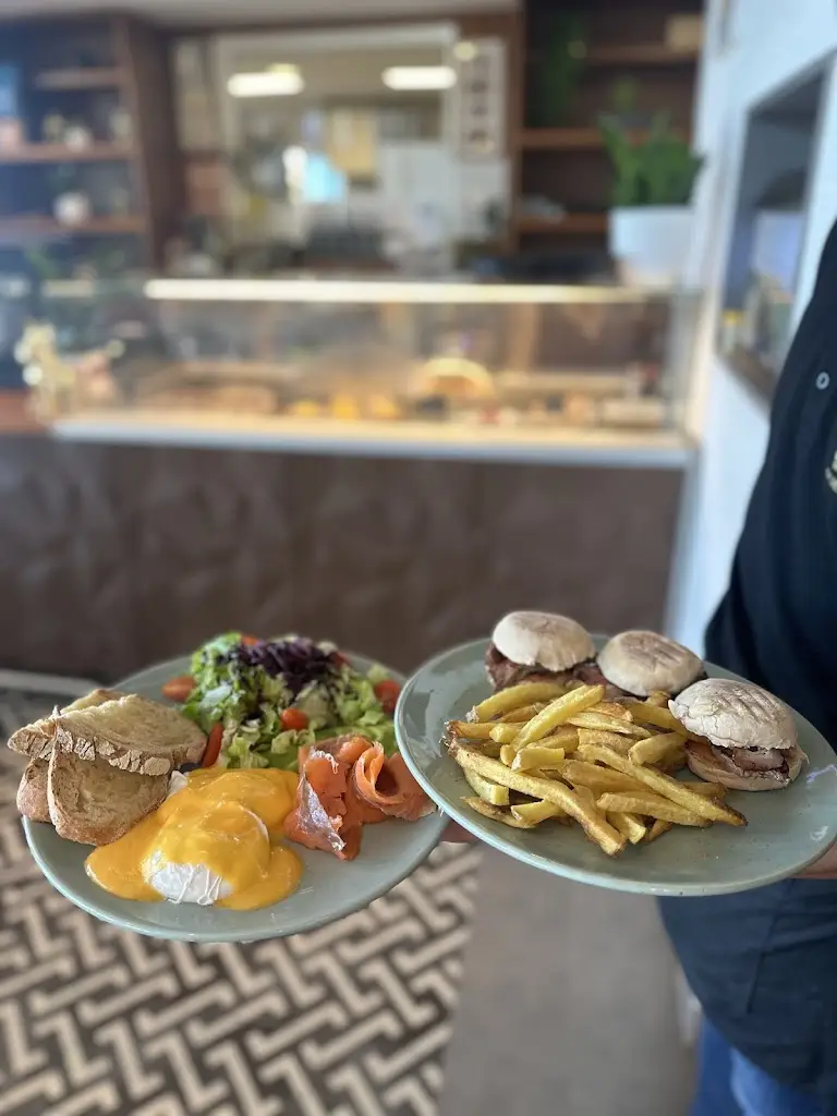 Golden Calheta_Calheta de São Jorge_slider_image_3