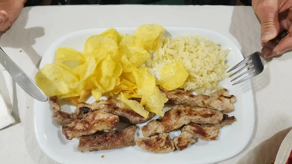 Jose Muchacho_Snack-Bar Avenida_Alter do Chão_recensione