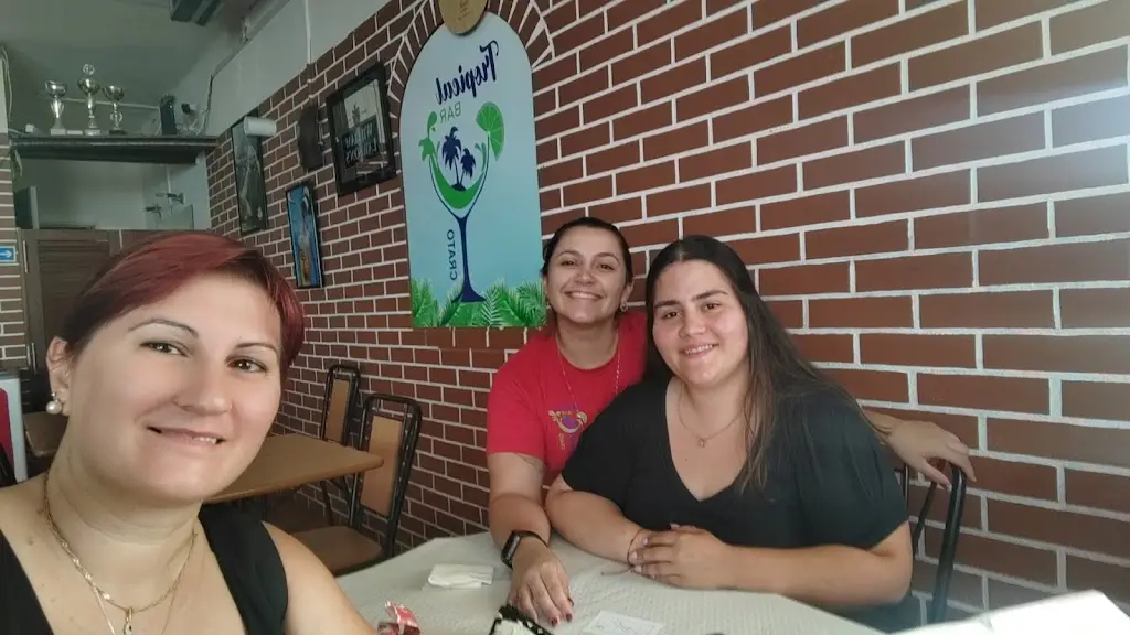 Filipa Makahonova_Tropical Jm_Crato_recensione