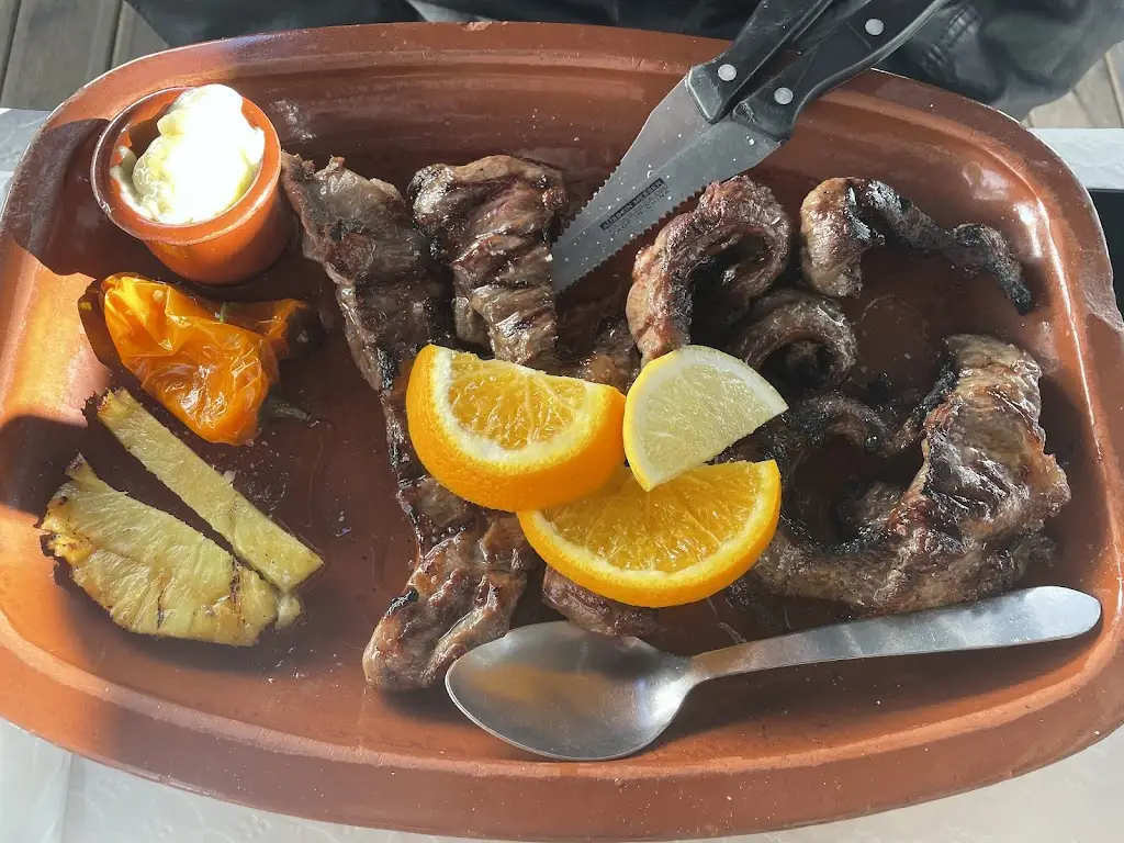 Tiffany_Taberna O Ministro_Campo Maior_recensione