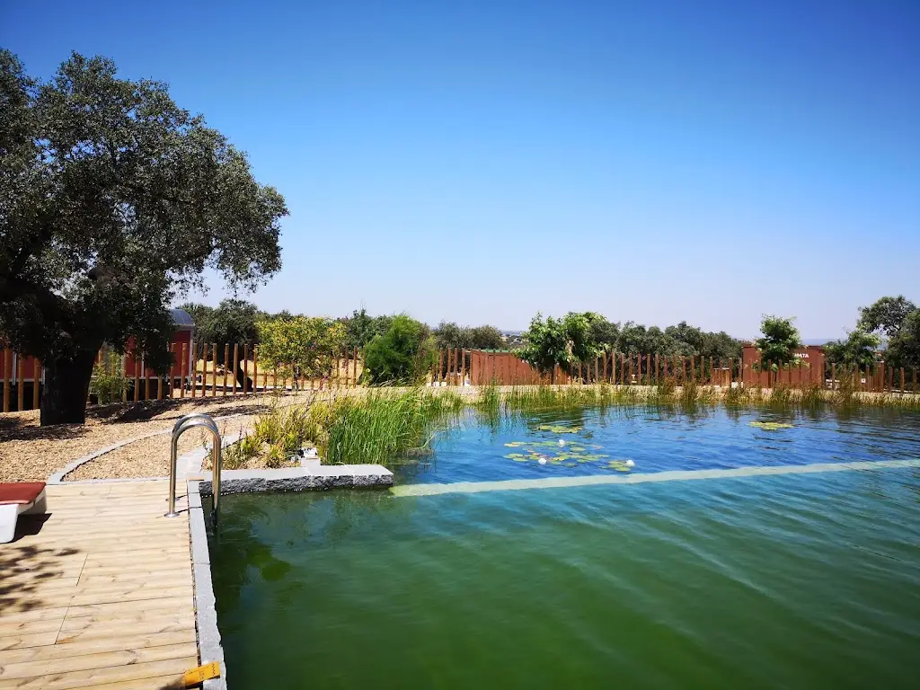 Xtina Ridley-Thomas_Herdade dos Adaens_Campo Maior_recensione