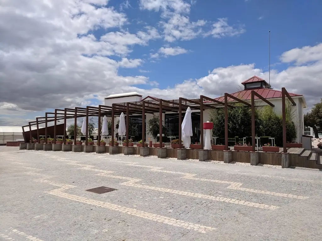 B. K._Herdade dos Adaens_Campo Maior_recensione