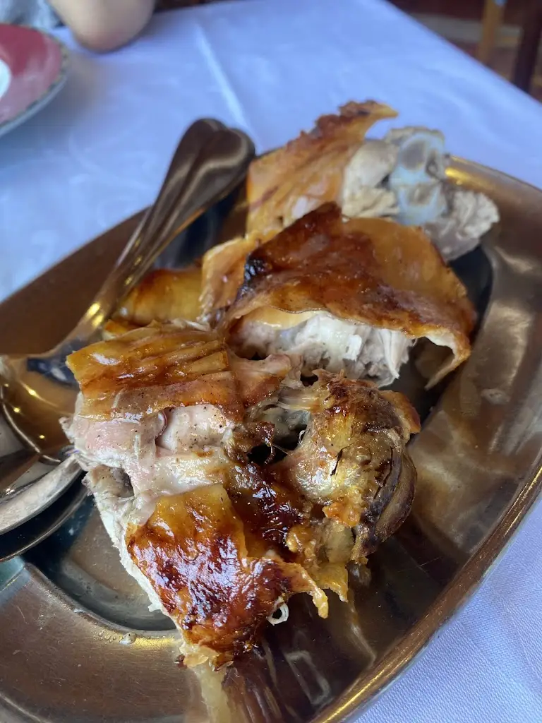 VERA SONG_Meta dos Leitões_Mealhada_recensione