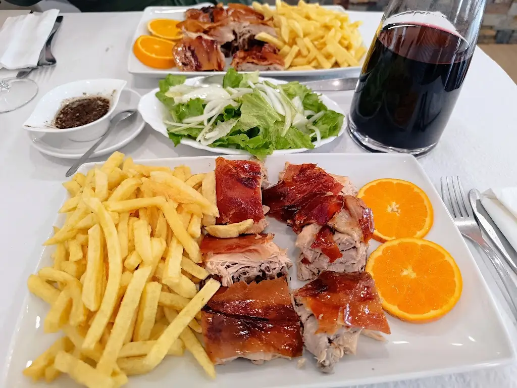 Gonçalo Panão_O Retiro dos Leitões •IC2_Mealhada_review