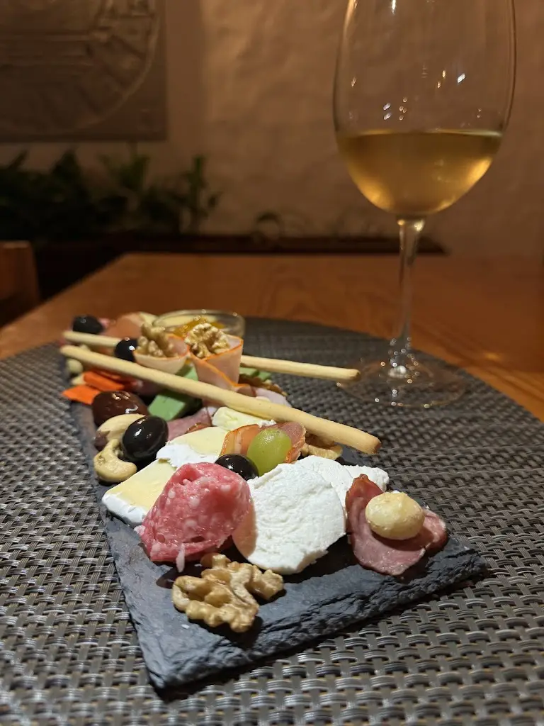 Menu_Caravela Sports Bar_Porto Santo_imagen_5