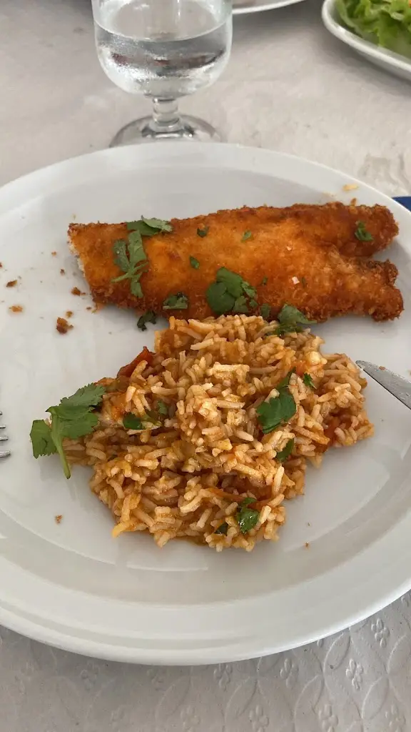 Rosita Santos_Café Coxixo_Montargil_review