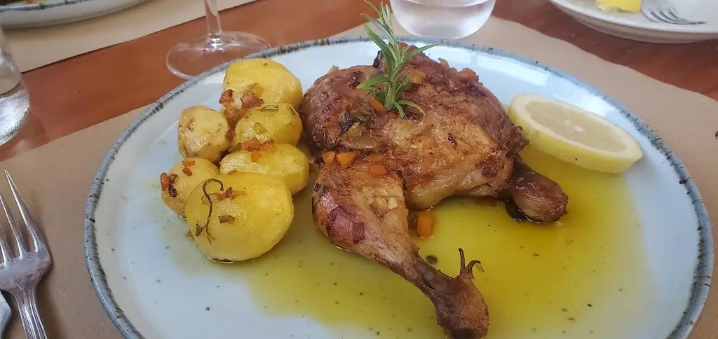 Gord Brown_Petisqueira Alentejana_Ponte de Sor_review