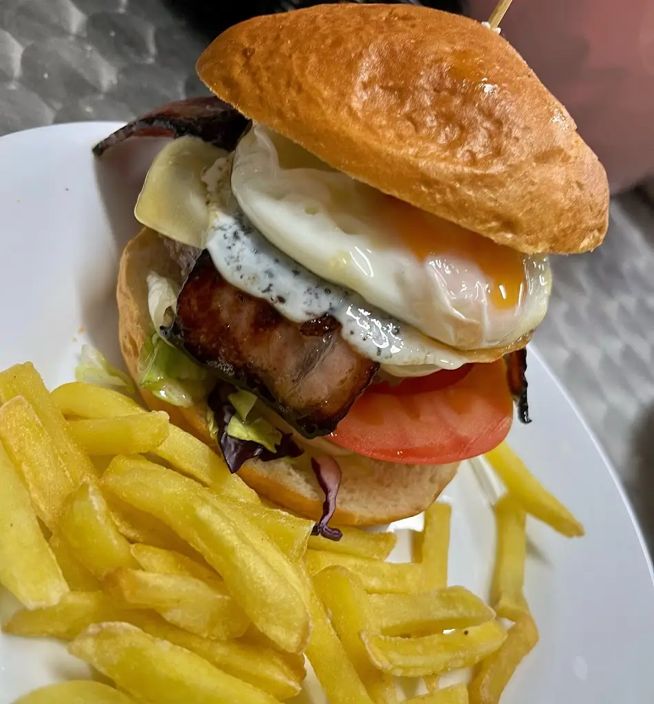 Café Avenida - Sousel_Sousel_slider_image_2