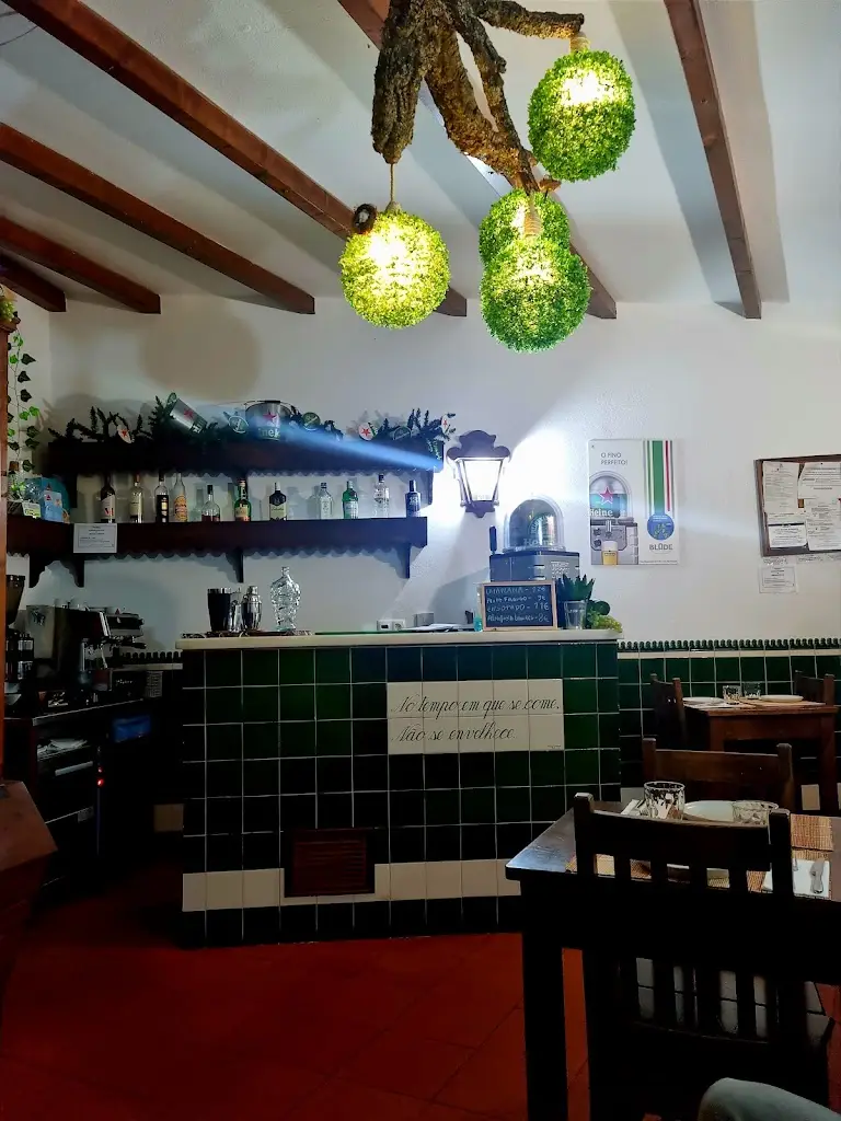 Bram Vanslambrouck_Porta á Porta_Sousel_recensione