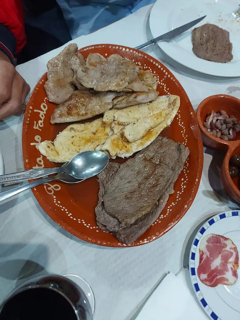 Menu_Restaurante Gruta do Fado_Amorim_immagine_5