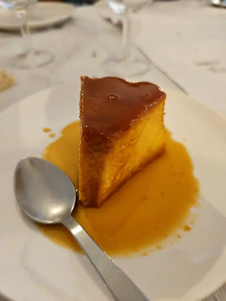 Alexandre Girard_Churrasqueira Duarte_Nogueira da Regedoura_recensione