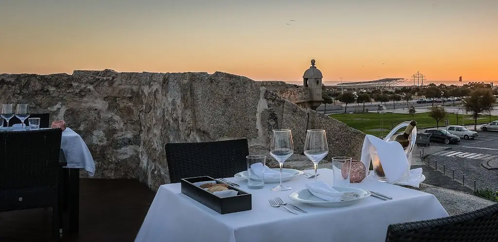 éLeBê Póvoa ristorante a Argivai