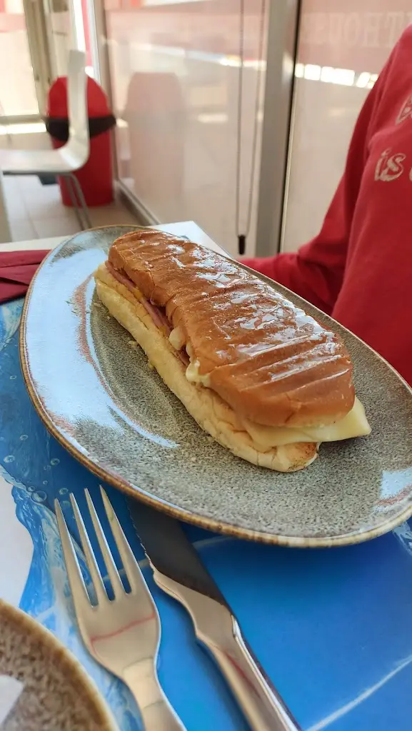 Lighthouse by Triquiteira_Argivai_slider_image_3