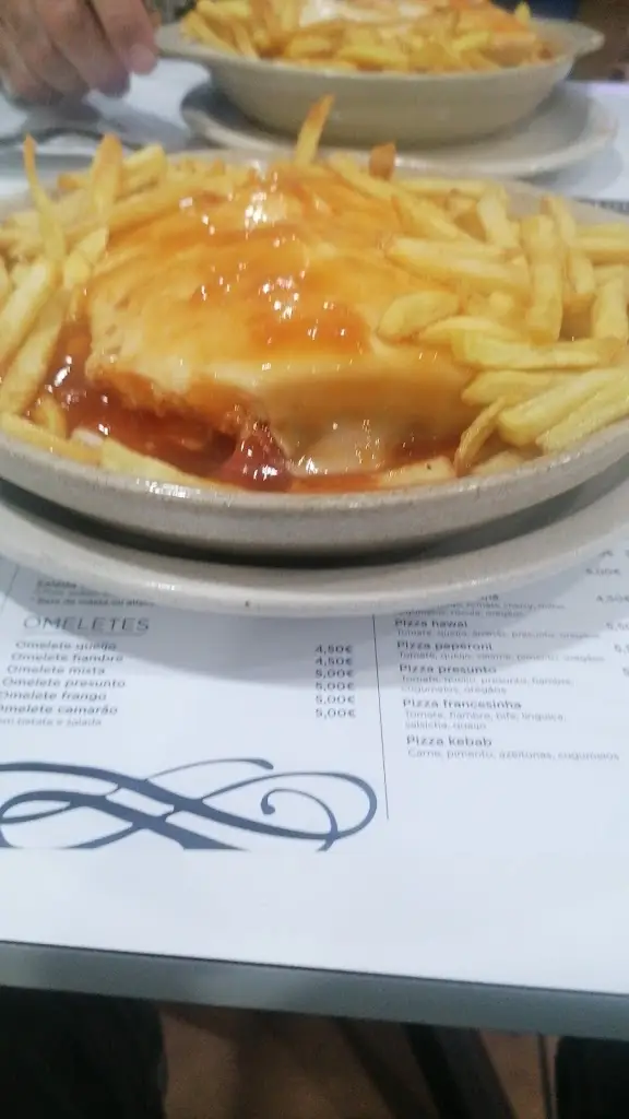 Menu_Prestige Pizaria Restaurante_Alpendurada_immagine_3