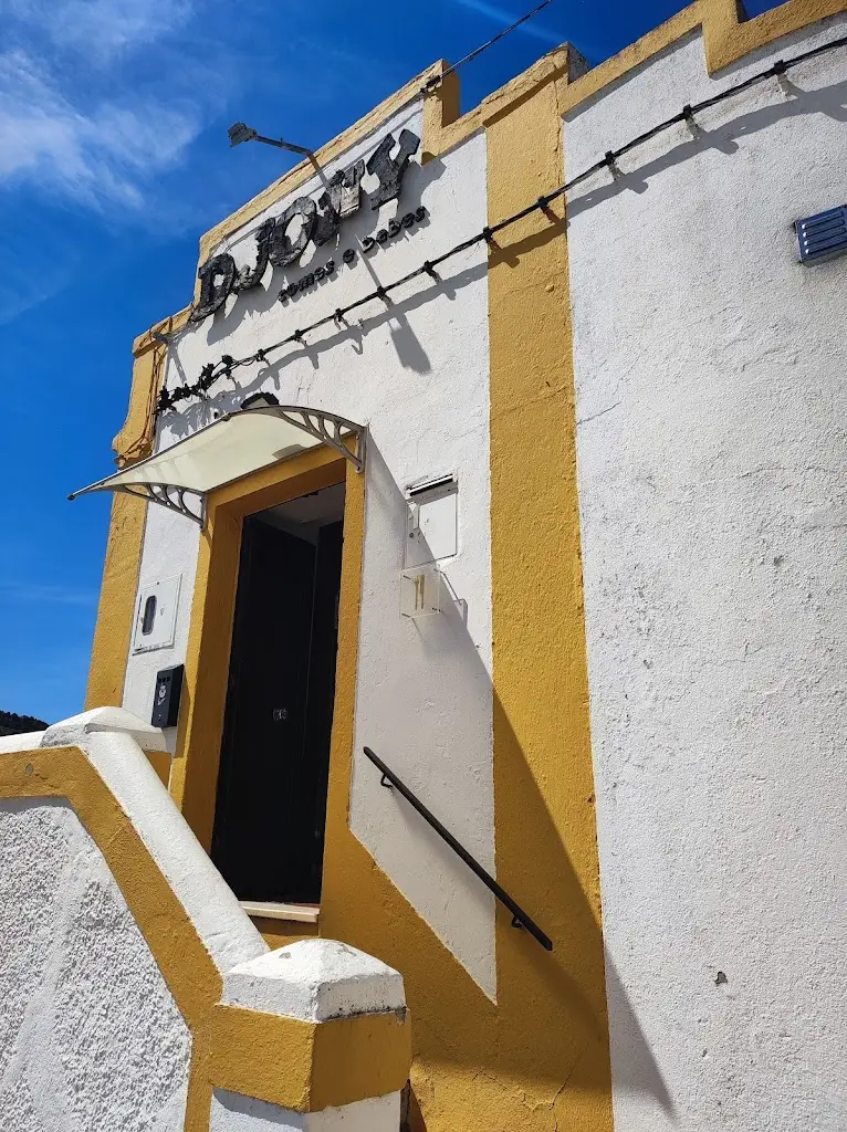 Marta Oliveira_Djony_Castelo de Vide_recensione