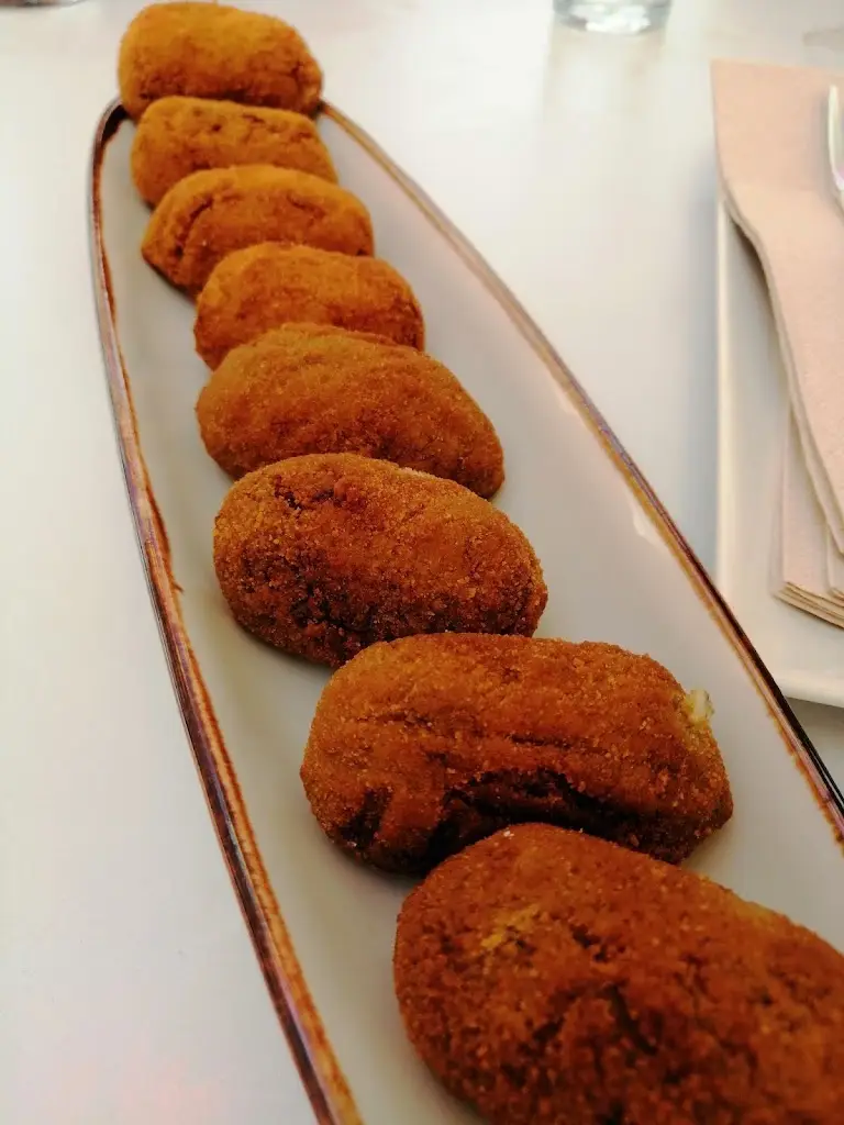 Daniel Wisniak_Pirolito CV - Wine & Tapas_Castelo de Vide_recensione