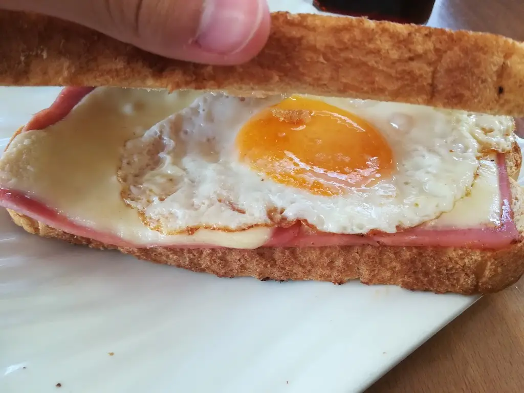 Menu_Cafe Cervejaria Central_Castelo de Vide_immagine_8