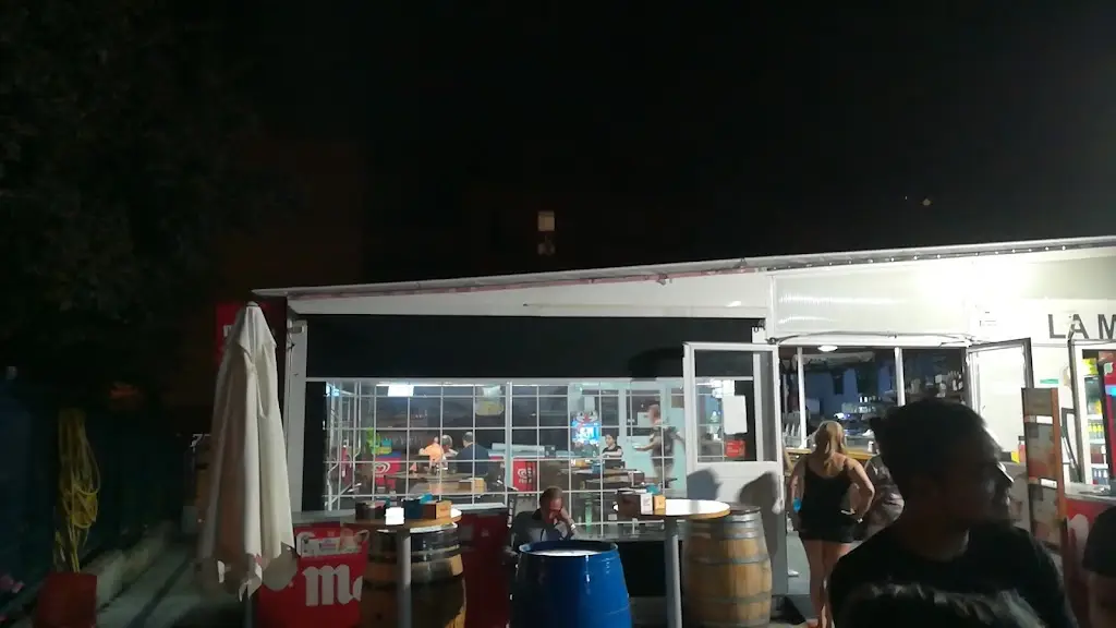 Desmond Hui_Cafe Cervejaria Central_Castelo de Vide_recensione