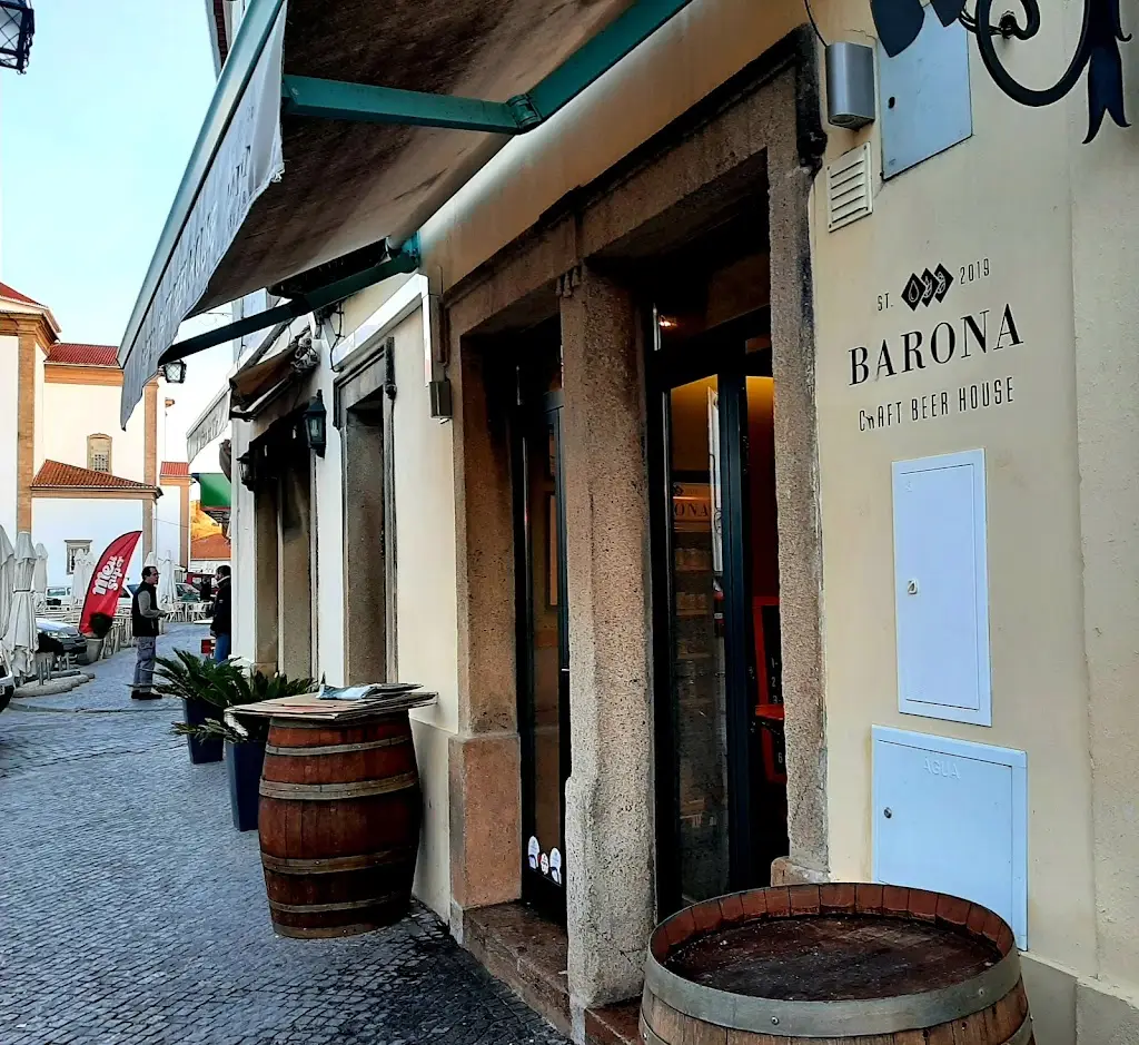 Chester Draws_BARONA Craft Beer House_Castelo de Vide_recensione