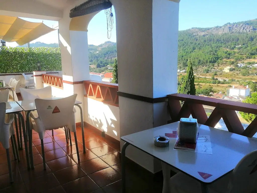 Lourenço Max_Doces & Companhia Pastelaria-Gelataria_Castelo de Vide_recensione