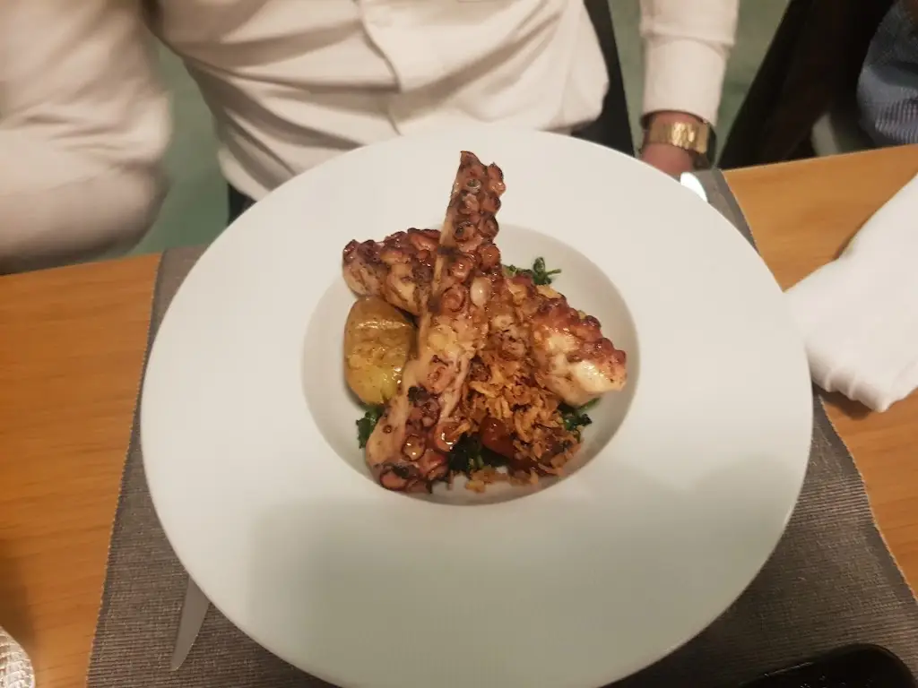 Menu_Theatro - restaurante, wine bar e galeria de arte_Aver-o-Mar_image_7