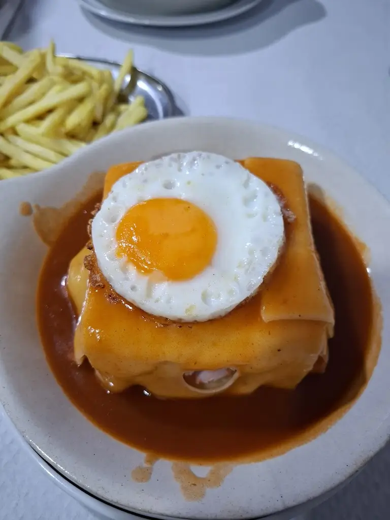 La Salete Kinguell_Cantinho da Estrela_Alfena_review