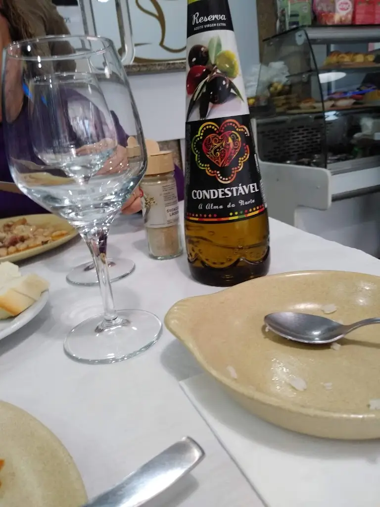 Eduardo Couto_Pinguim 1_Alfena_recensione