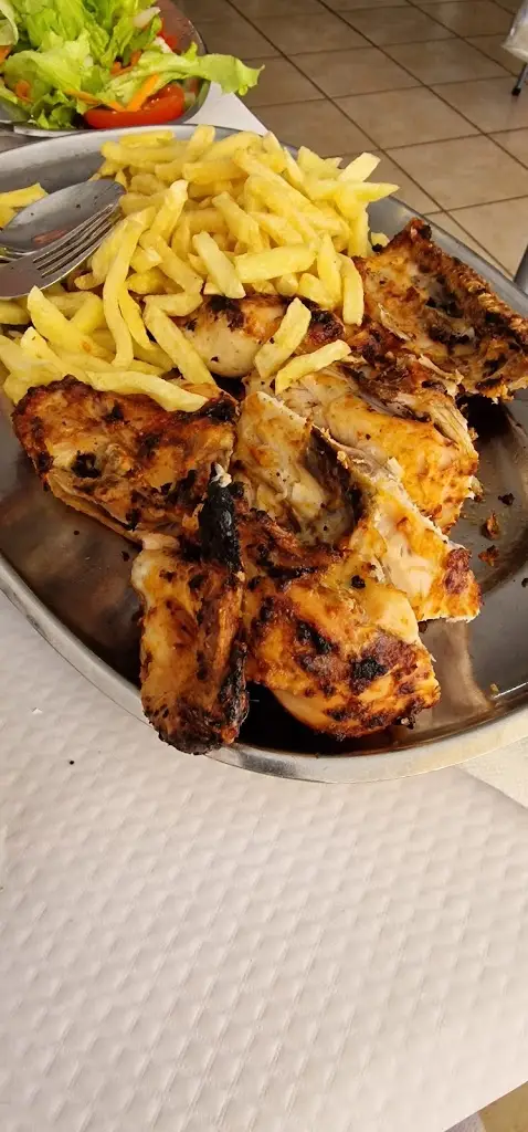 Menu_Restaurante Churrasqueira Avô Marmelo_Portalegre_imagen_5